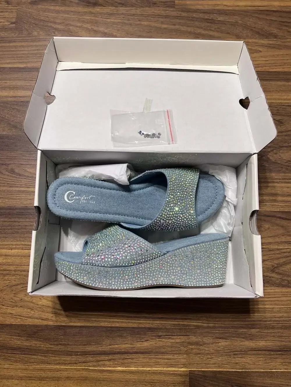Comfort Est 1946 Rhinestone Denim Wedge Sandals Size 9